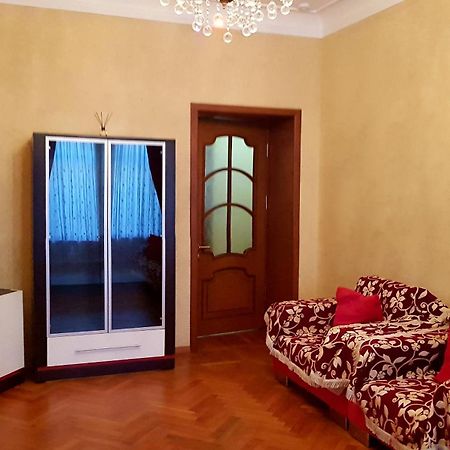 Formula Deluxe Apartment Sea View On Nizami Street Баку Экстерьер фото
